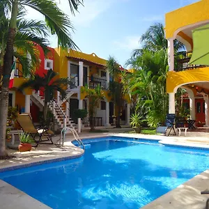 hotel-el-acuario.tulum-hotels.net/